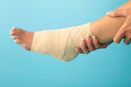 sports chiropractor sprain strain